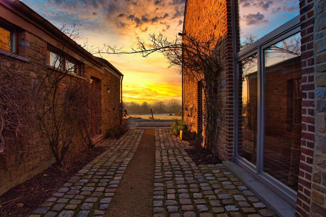 Villa Le Champ Du Coq Gesves Esterno foto